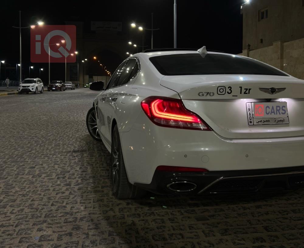 جنسس G70